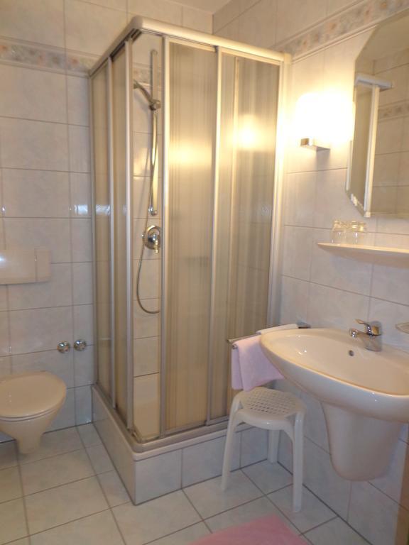 Hotel Am See Neubäu Chambre photo